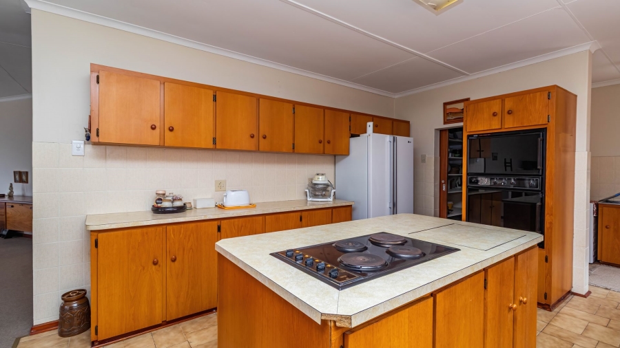 4 Bedroom Property for Sale in Bayview Western Cape